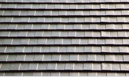 屋根勾配に注意が必要な横葺きのガルバニウム鋼板